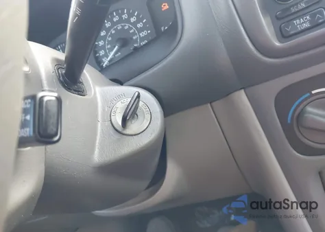 2001 Toyota Corolla Le из США, поврежденный, VIN 2T1BR12E21C470356